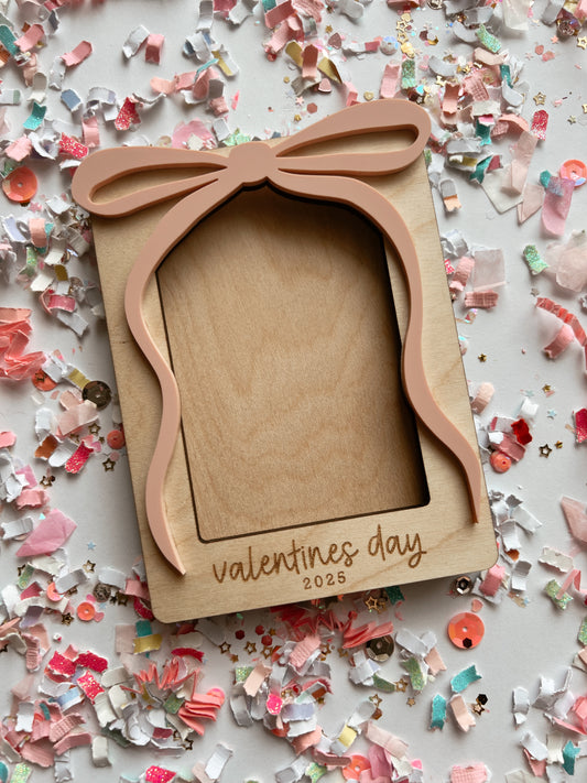 Valentine's Bow Picture Magnet Frame